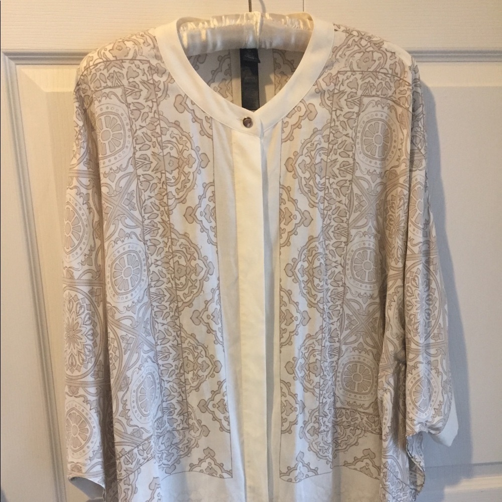 Chico’s Black Label Tan & Cream Foley Top